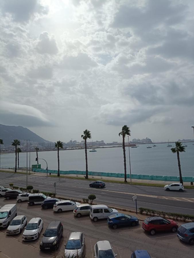 Ferienwohnung Vistas A 3 Paises Y 2 Continentes 1º Linea De Playa A 5 Minutos De Gibraltar La Línea de la Concepción Exterior foto