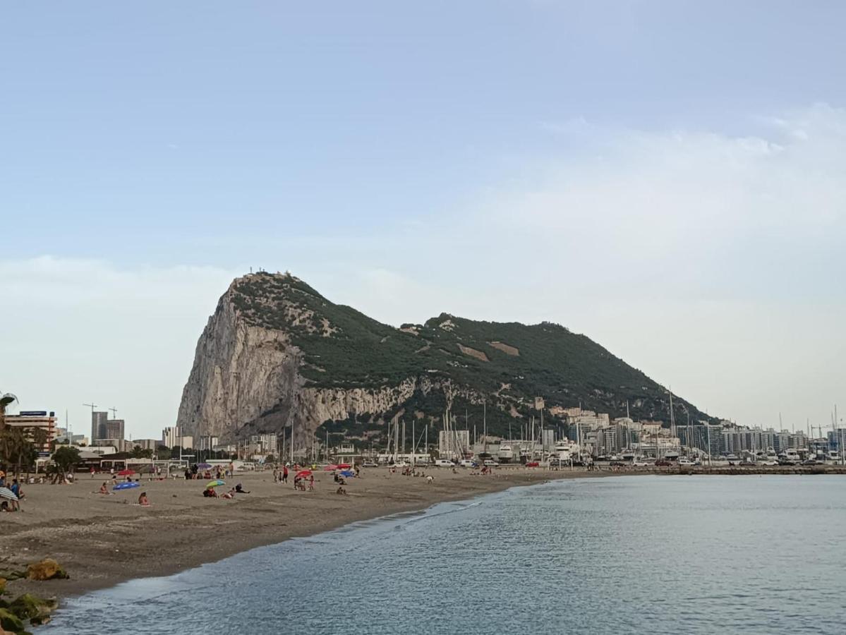 Ferienwohnung Vistas A 3 Paises Y 2 Continentes 1º Linea De Playa A 5 Minutos De Gibraltar La Línea de la Concepción Exterior foto